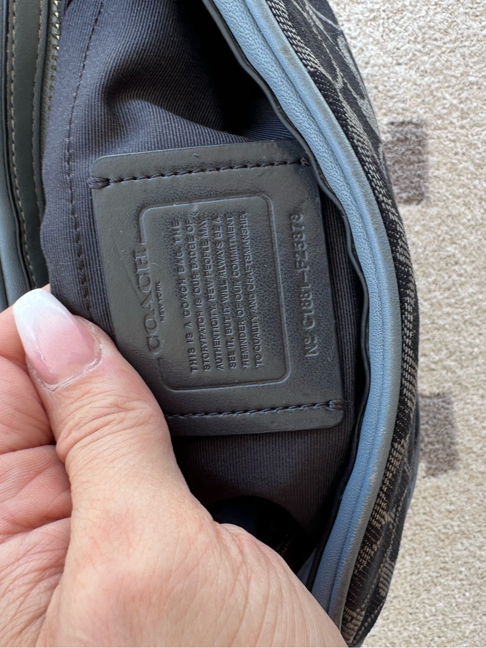 Vintage Coach denim crossbody - Picture 3 of 8